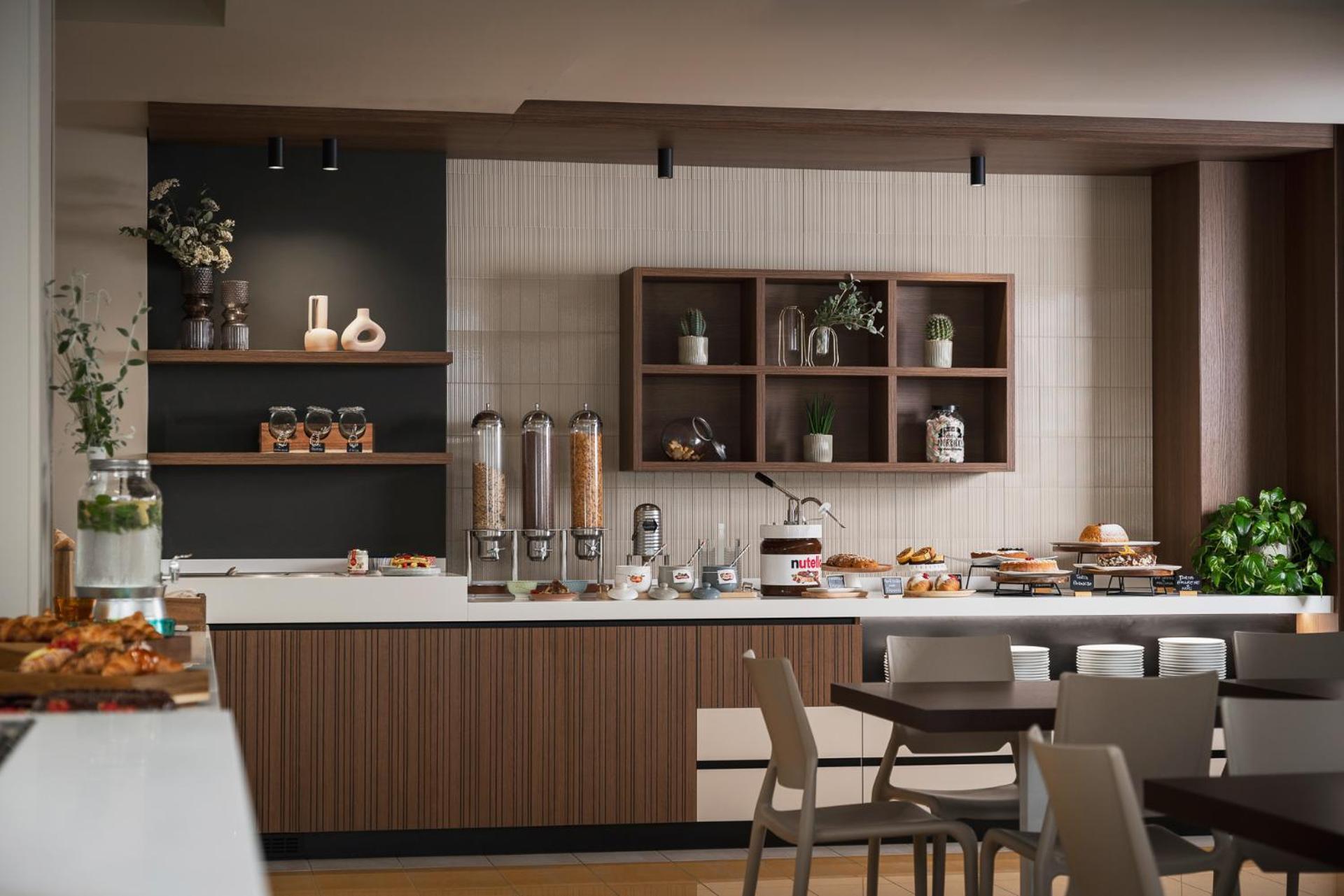 Hotel Riviera B&B Misano Adriatico Εξωτερικό φωτογραφία